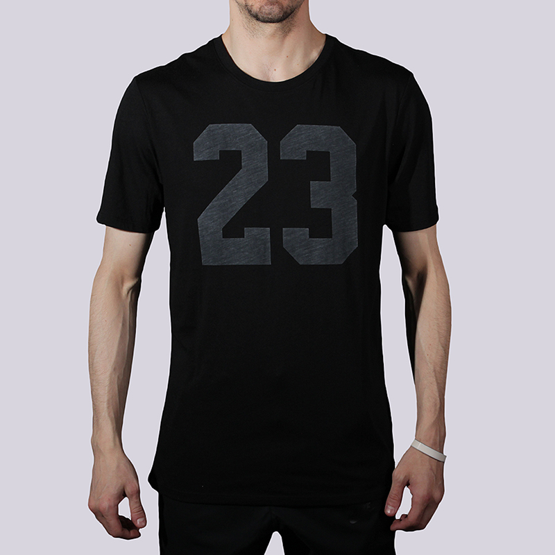 мужская черная футболка Jordan Tee Iconic 23 843713-010 - цена, описание, фото 1
